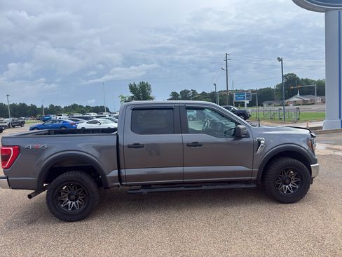 Used 2023 Ford F150 XLT w/ Trailer Tow Package AWD/4WD image 6