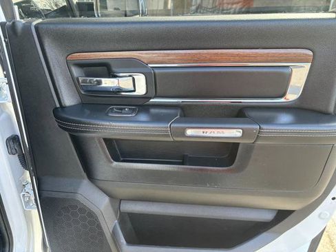 Used 2015 RAM 2500 Laramie w/ Snow Chief Group image 29