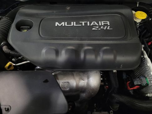 Used 2014 Jeep Cherokee Sport w/ Cold Weather Group AWD/4WD image 30