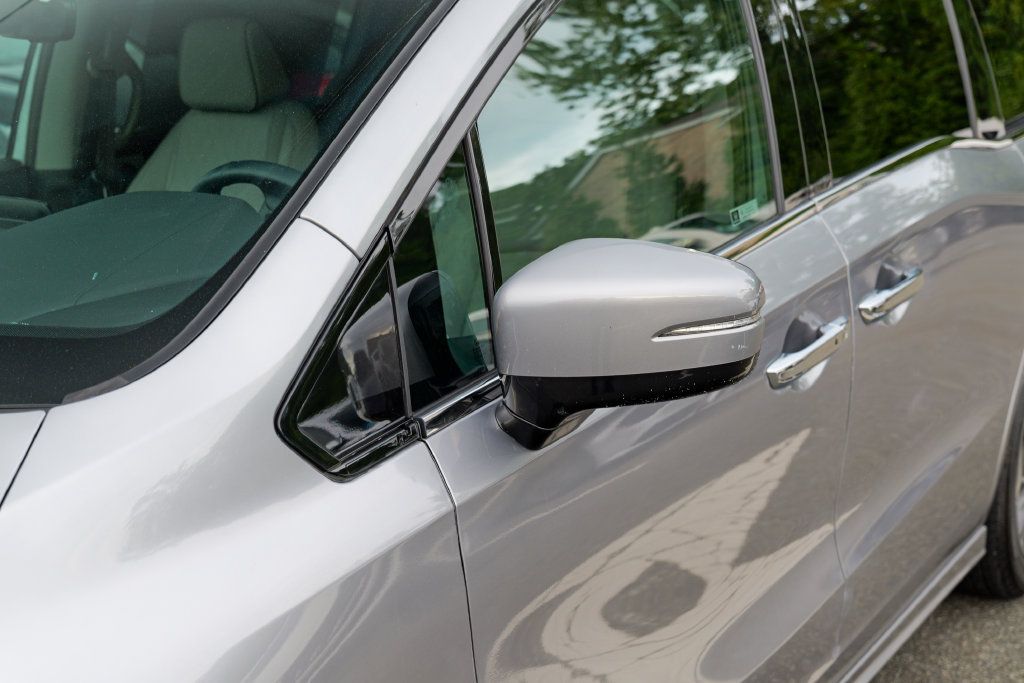 Used 2024 Honda Odyssey Elite image 12
