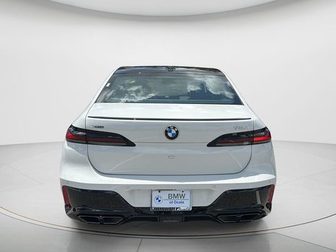 New 2026 BMW 760i xDrive w/ Premium Package AWD/4WD image 6