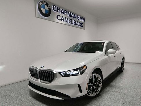 Certified 2024 BMW 530i w/ Premium Package image 1