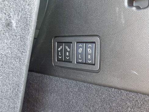 Used 2024 Cadillac XT6 Sport w/ Technology Package AWD/4WD image 50