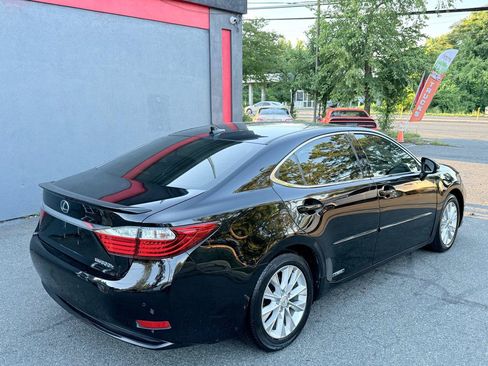 Used 2013 Lexus ES 300h w/ Luxury Pkg FWD image 7