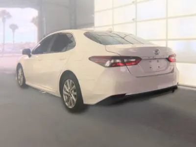 Used 2021 Toyota Camry LE FWD image 2