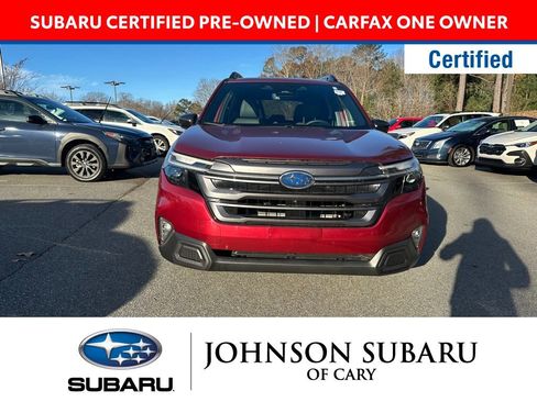 Used 2025 Subaru Forester Limited image 2