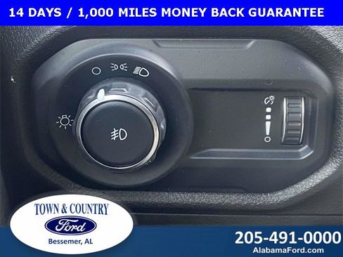 Used 2025 Jeep Wrangler Sport image 23