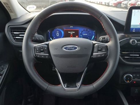 Certified 2022 Ford Escape SEL w/ SEL Stealth AWD Package image 30