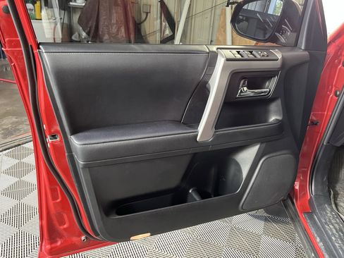 Used 2024 Toyota 4Runner SR5 AWD/4WD image 13