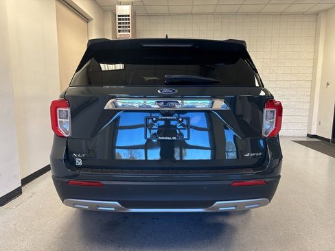 Certified 2023 Ford Explorer XLT w/ Equipment Group 202A image 38