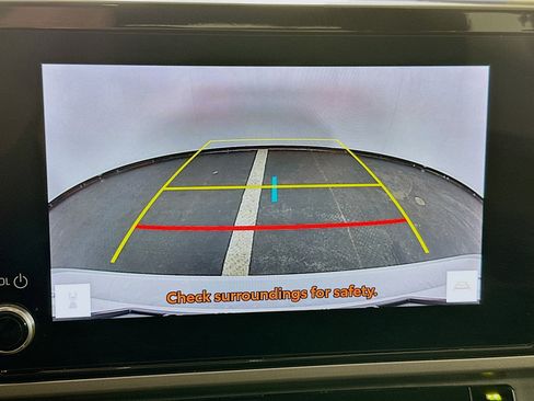 Used 2025 Toyota Camry LE image 23