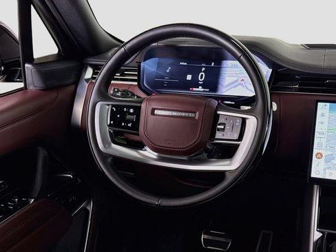 Used 2024 Land Rover Range Rover SE AWD/4WD image 10