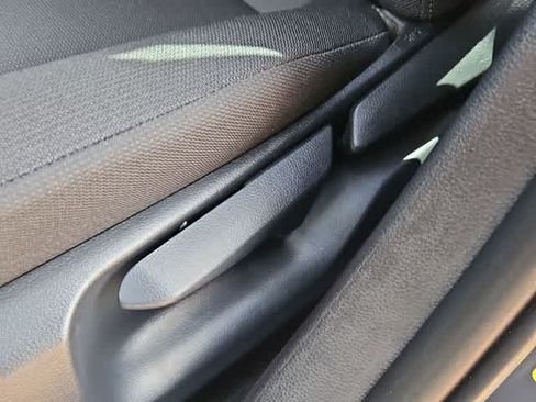 Used 2026 Toyota Corolla LE FWD image 15