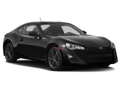 Used 2015 Scion FR-S RWD image 8