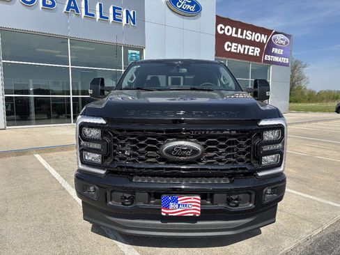 New 2026 Ford F250 4x4 Crew Cab Super Duty image 9
