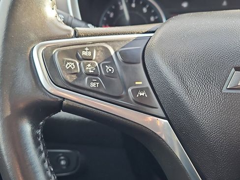 Used 2020 Chevrolet Equinox LT image 25