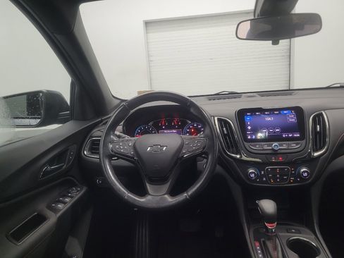 Used 2022 Chevrolet Equinox RS w/ Infotainment Package AWD/4WD image 22