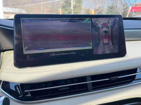 Used 2023 INFINITI QX60 Luxe w/ Vision Package image 18