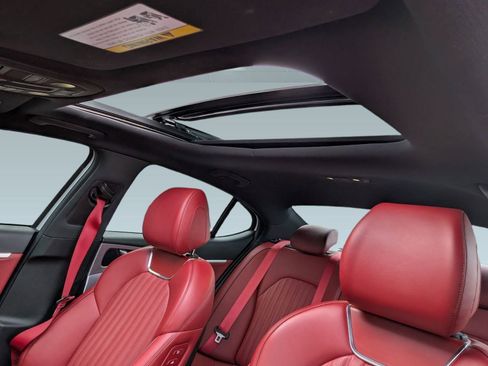 Used 2023 Genesis G70 2.0T w/ Sport Prestige Package image 15