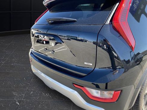 New 2026 Kia Niro LX FWD image 41