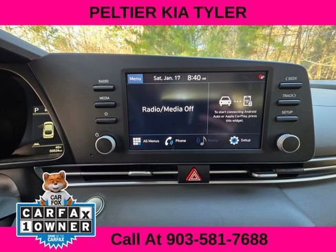 Used 2022 Hyundai Elantra SEL image 11