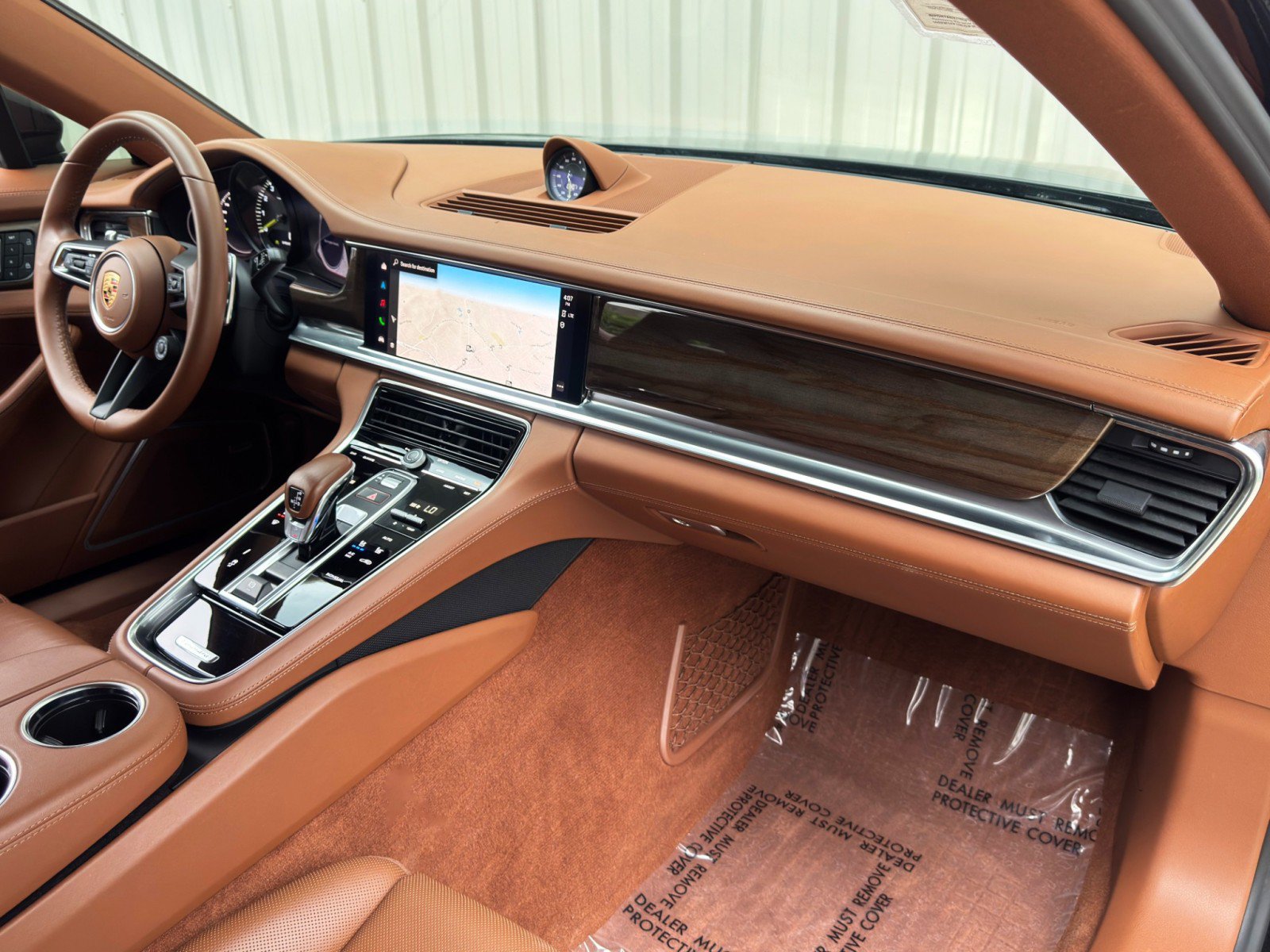 Used 2023 Porsche Panamera 4 Platinum Edition AWD/4WD image 15