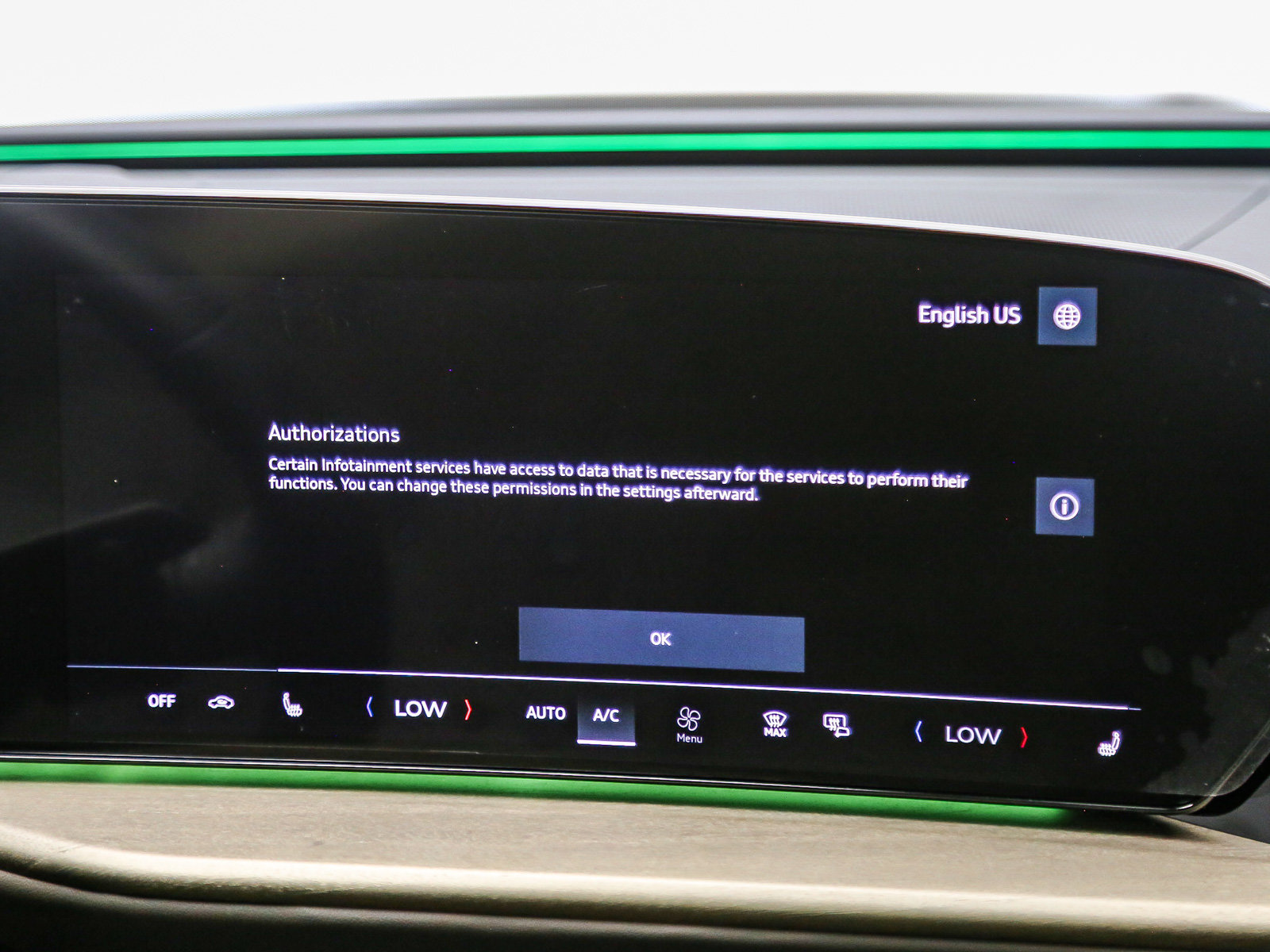 Certified 2025 Audi Q5 Premium AWD/4WD image 15