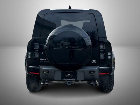 Used 2023 Land Rover Defender 110 V8 image 6