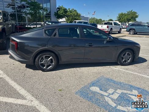 Used 2025 Kia K4 FWD image 27