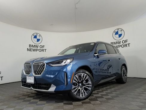 Used 2026 BMW X3 xDrive30i w/ Premium Package AWD/4WD image 2