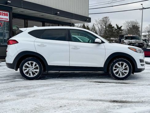 Used 2019 Hyundai Tucson SE w/ Cargo Package image 3