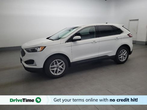 Used 2024 Ford Edge SEL image 1