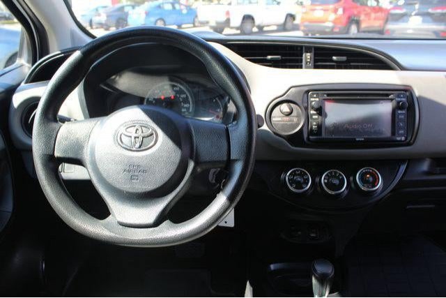 Used 2016 Toyota Yaris L FWD image 15