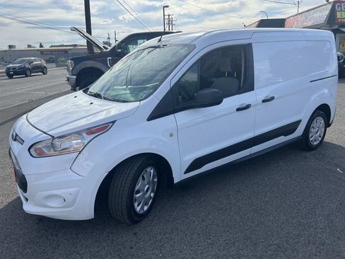Used 2017 Ford Transit Connect XLT FWD image 3