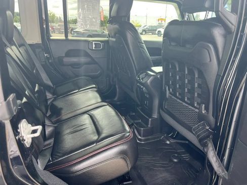 Used 2019 Jeep Wrangler Unlimited Rubicon w/ Advanced Safety Group AWD/4WD image 10