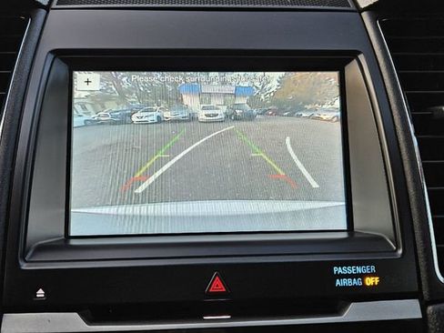 Used 2017 Ford Taurus SHO w/ Driver Assist Package image 18