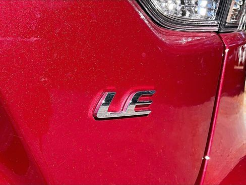 Used 2025 Toyota Corolla LE image 21