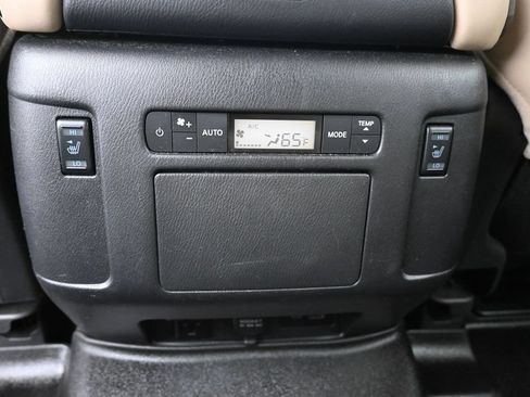 Used 2021 Nissan Armada Platinum AWD/4WD image 25