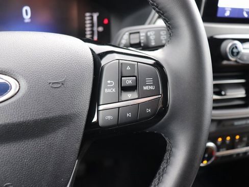 Used 2023 Ford Escape Active image 31