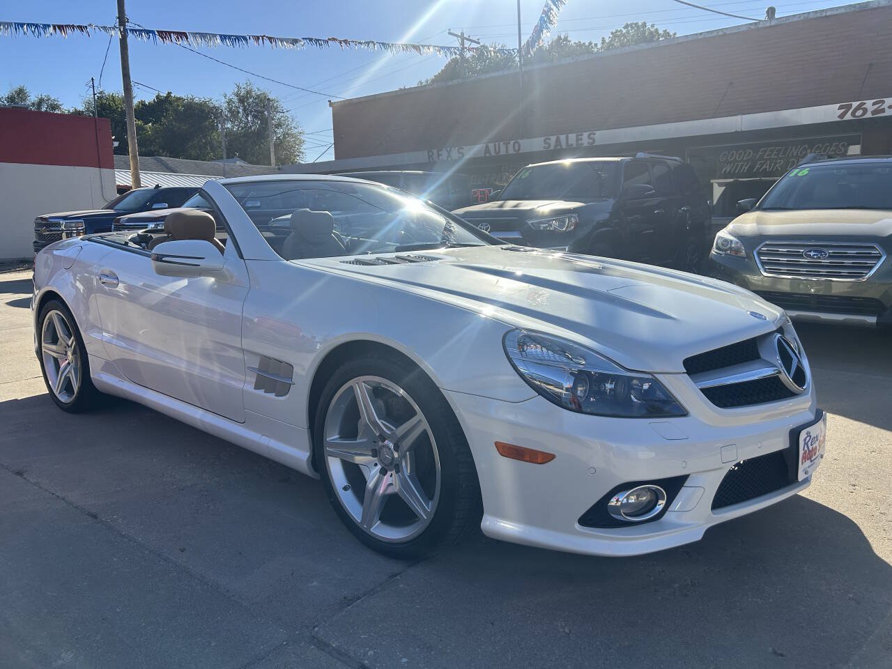 Used 2011 Mercedes-Benz SL 550 image 11