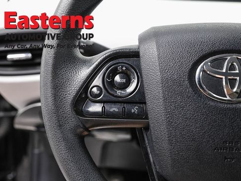 Used 2022 Toyota Prius LE FWD image 14