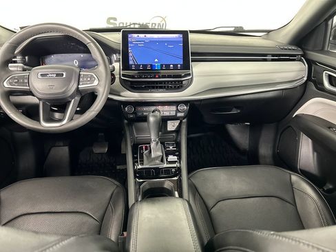 Used 2023 Jeep Compass Limited w/ Elite Group AWD/4WD image 18