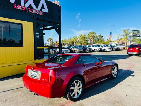 Used 2008 Cadillac XLR image 5