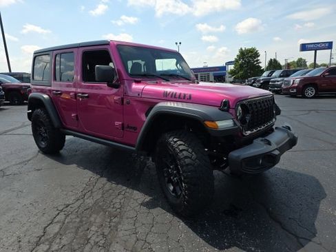 Used 2024 Jeep Wrangler Unlimited Sport AWD/4WD image 10