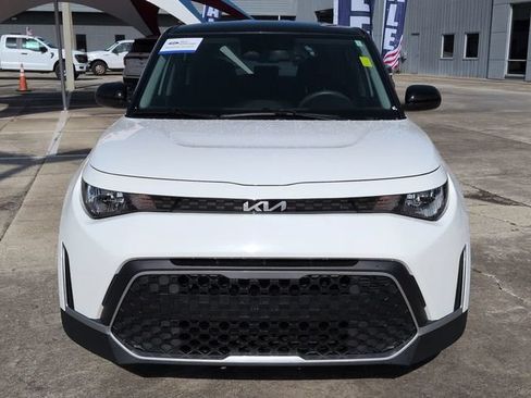 Used 2025 Kia Soul S FWD image 9