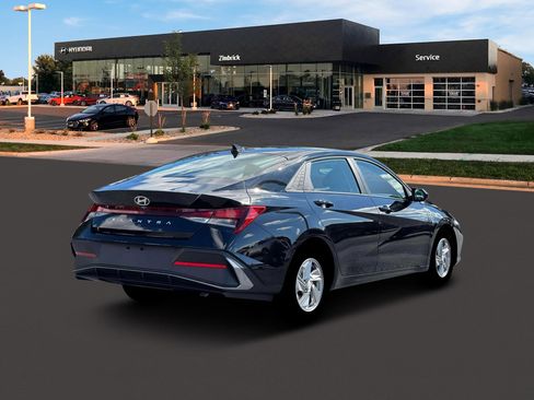 New 2026 Hyundai Elantra SE image 7