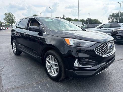 Used 2024 Ford Edge SEL w/ Convenience Package AWD/4WD image 4