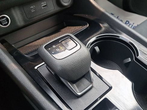 Used 2023 Nissan Rogue S AWD/4WD image 16