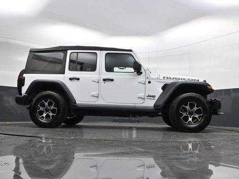 Used 2021 Jeep Wrangler Unlimited Rubicon w/ Safety Group AWD/4WD image 32