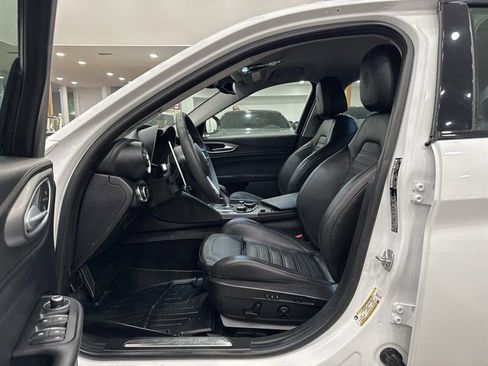 Used 2018 Alfa Romeo Giulia Ti Sport w/ Quick Order Package 22S Sport image 7